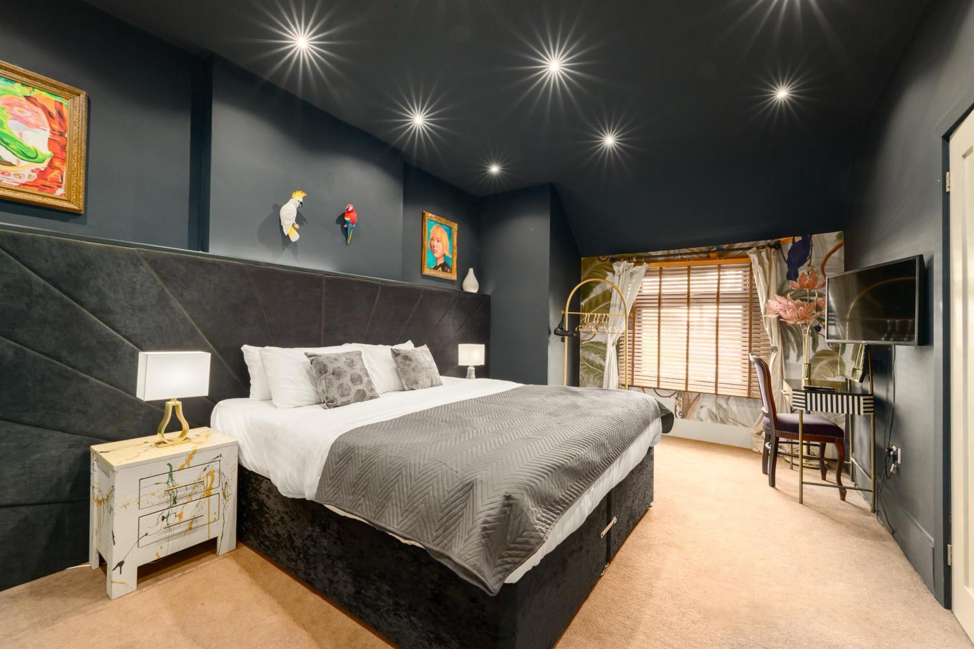 City Retreat, Spacious 4 Bed House, Games Room, Parking, Hot Tub & Bbq คาร์ดิฟฟ์ ภายนอก รูปภาพ