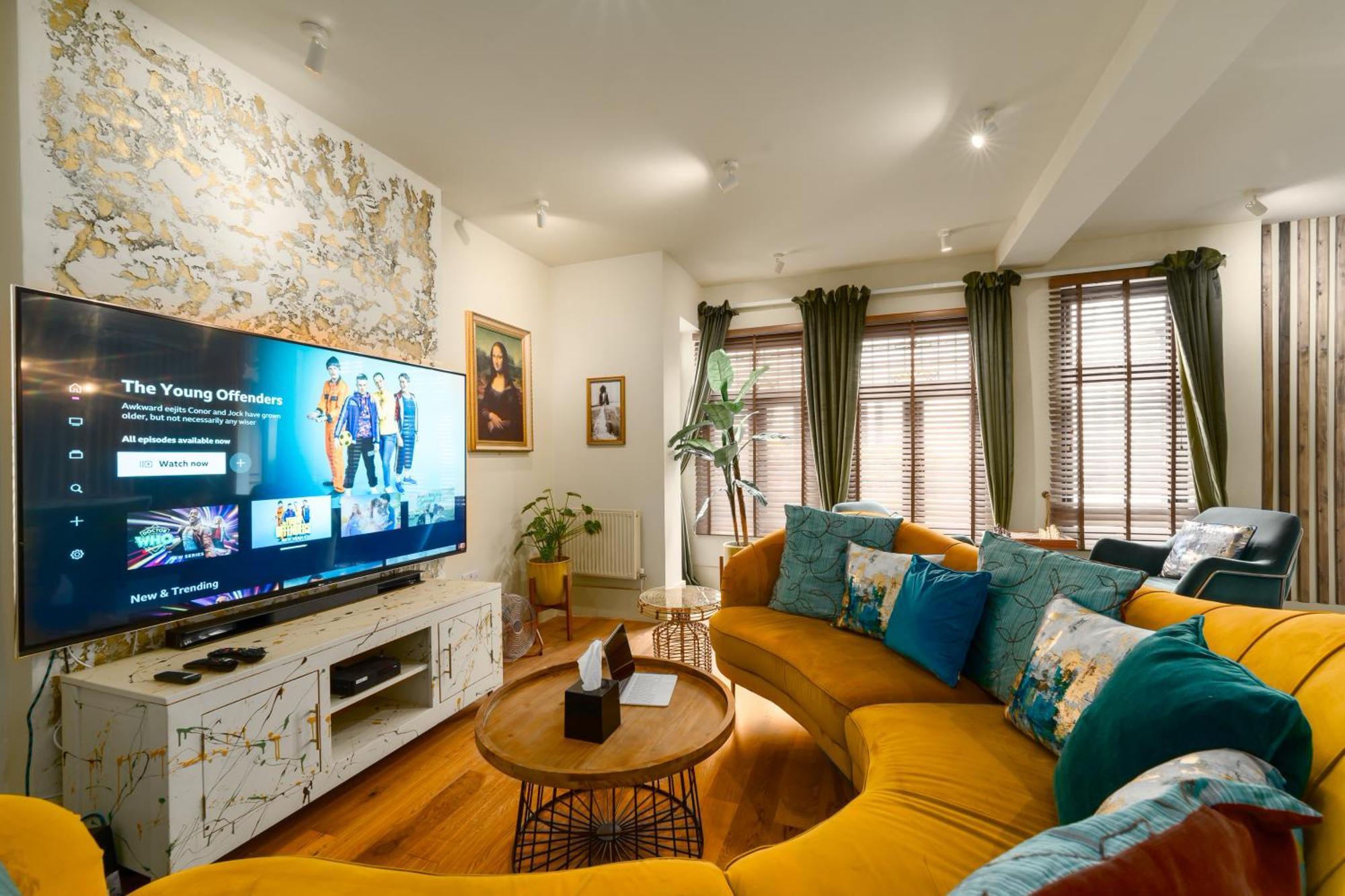 City Retreat, Spacious 4 Bed House, Games Room, Parking, Hot Tub & Bbq คาร์ดิฟฟ์ ภายนอก รูปภาพ